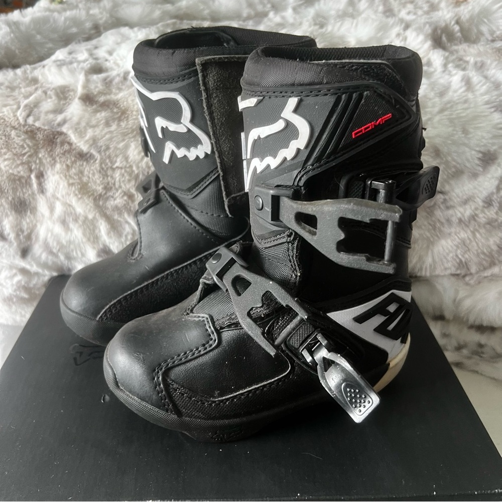 Fox Racing Motocross Unisex Youth Boots. GUC/VGUC.